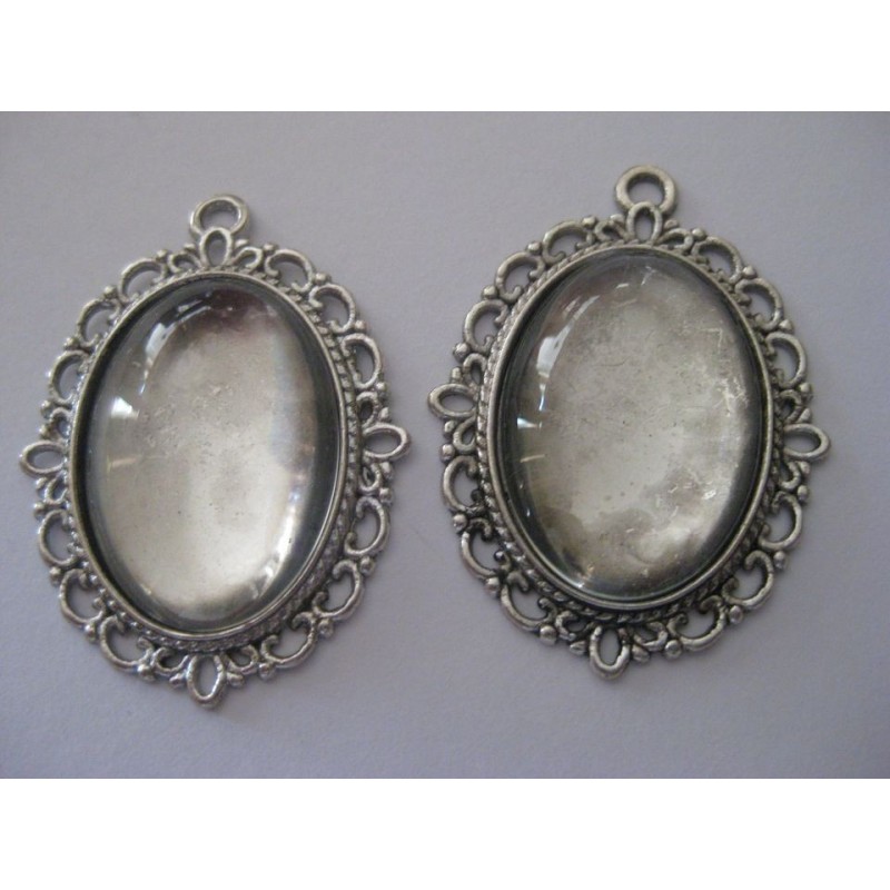 2 st Medaljong med glascabochon 25x18mm