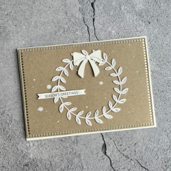 Simple and Basic die "Wreath w/Berries & Bows" SBD372