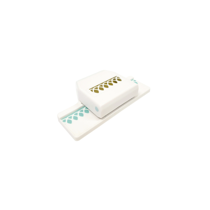 We R Makers • Edge Punch Scalloped Arches